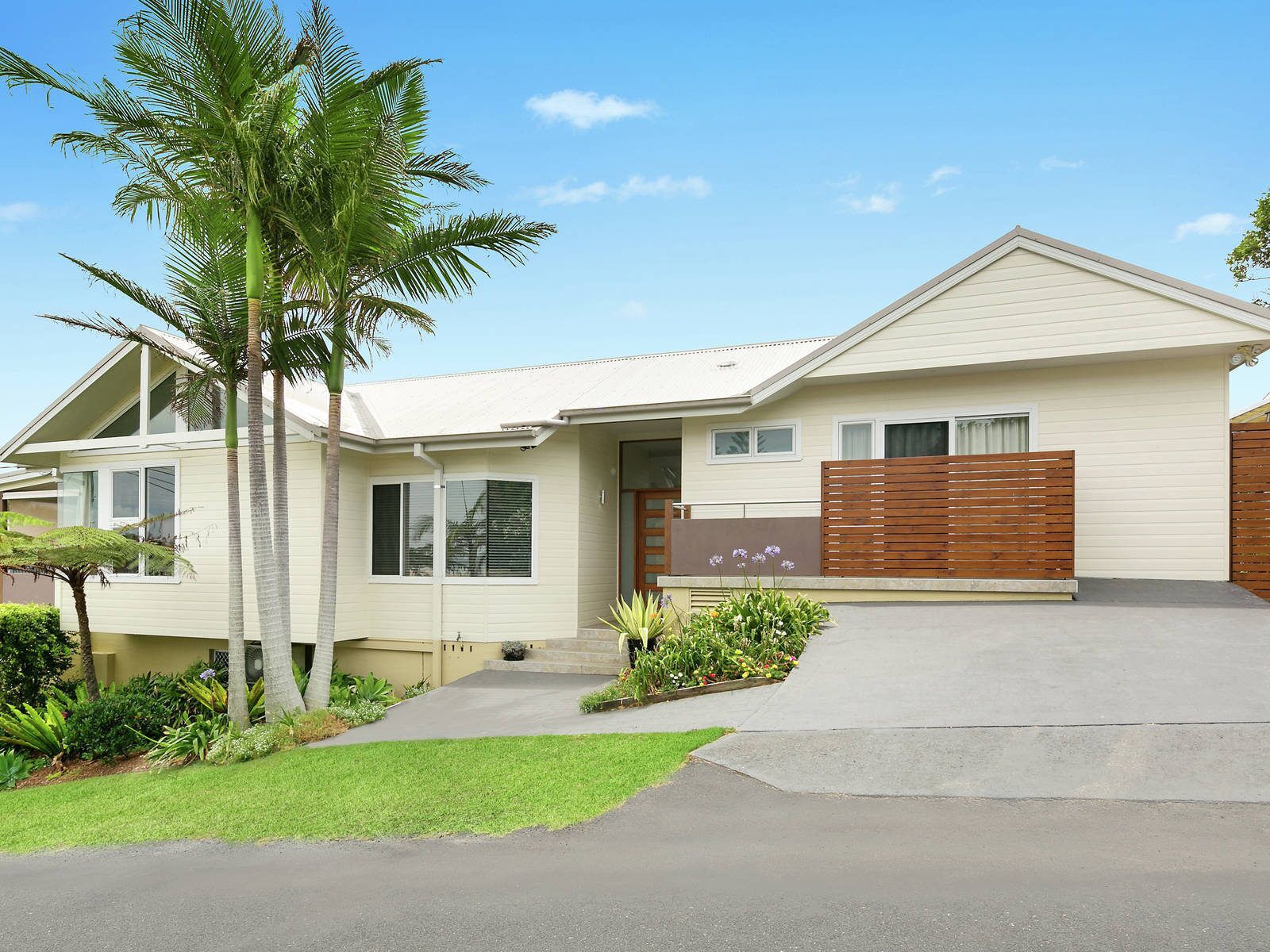 Enjoy the Best Ocean Views Sawtell has to Offer