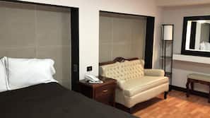 In-room safe, individually decorated, individually furnished, desk