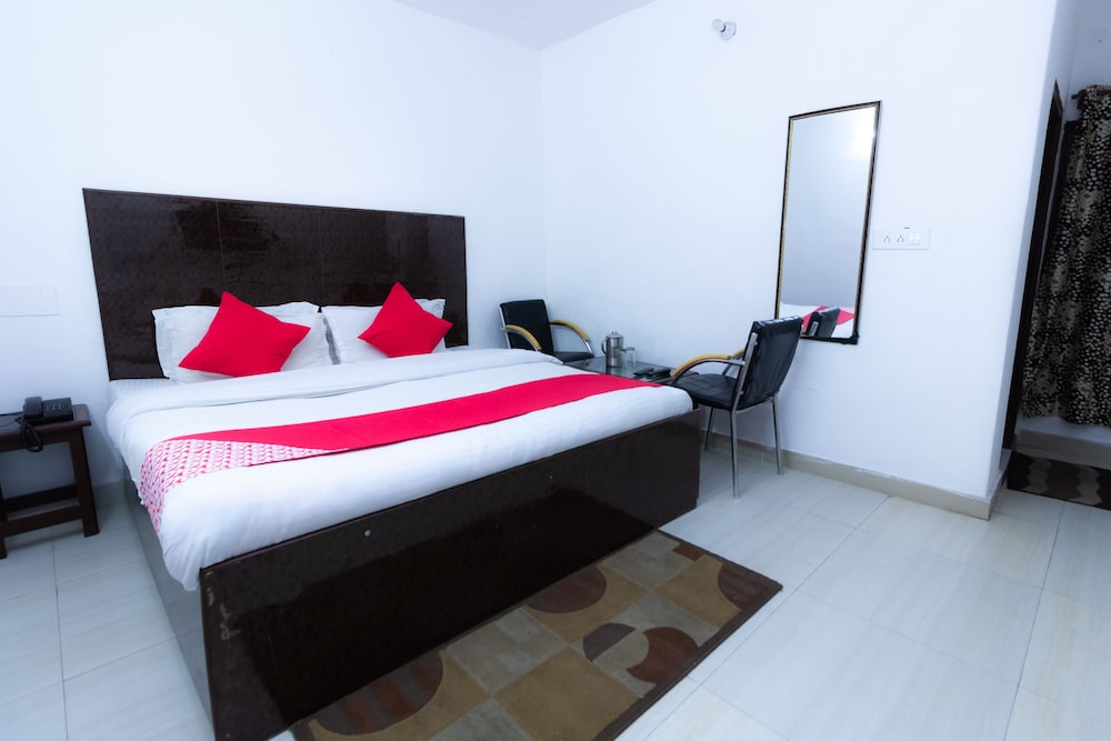 OYO 8951 Hotel Royal Regency in Dalhousie, India