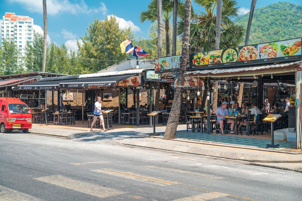 Kk Karon Kata Boutique Hotel In Phuket Hotel Rates Reviews