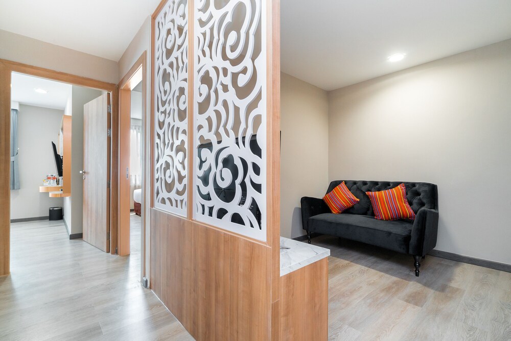 Kk Karon Kata Boutique Hotel In Phuket Hotel Rates Reviews