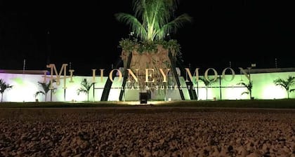 Honey Moon