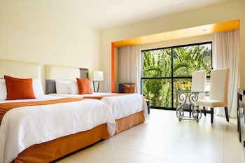 Sunscape Akumal Beach Resorts Spa All Inclusive Akumal 181 Room Prices Reviews Travelocity