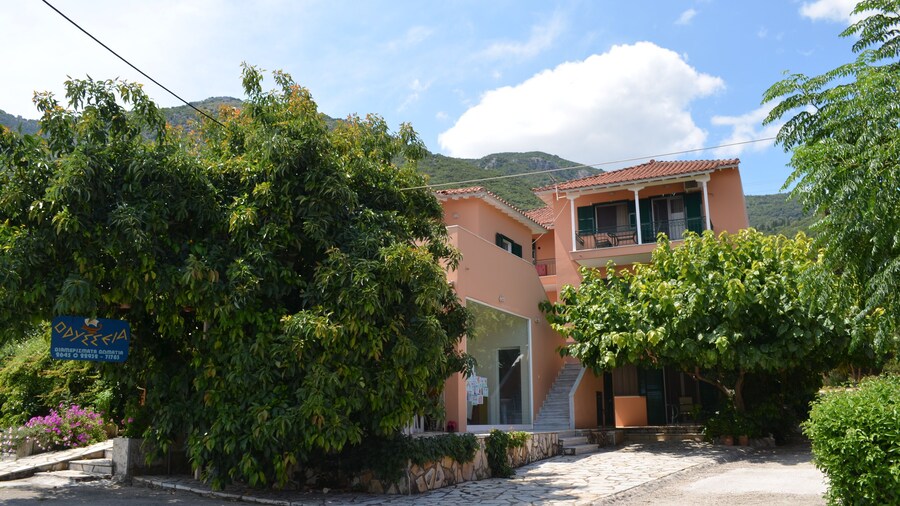 Odysseia Apartments