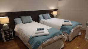 1 bedroom, iron/ironing board, WiFi, linens