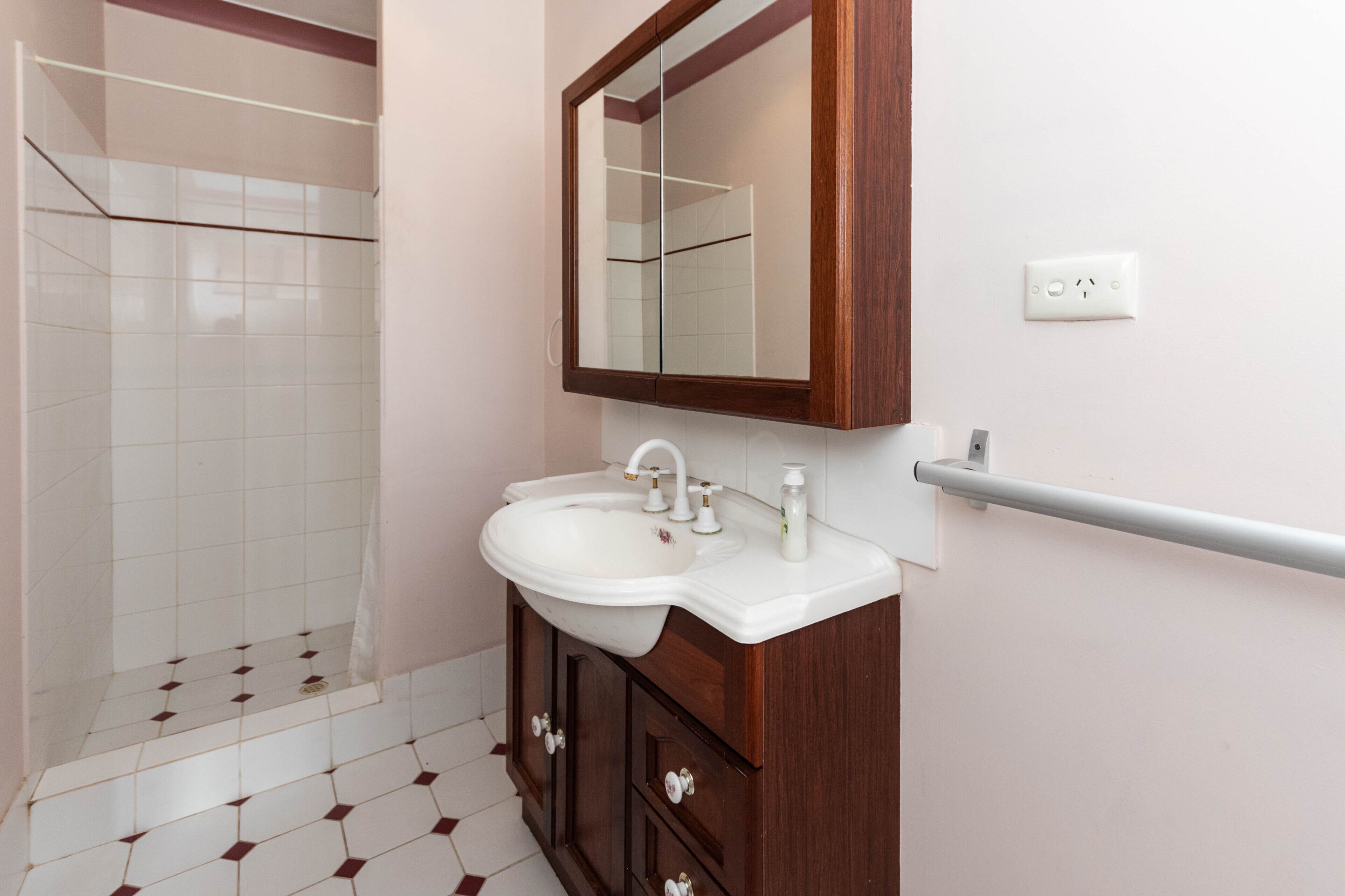 Cosy Lodge Leeming close to Fiona Stanley Hospital