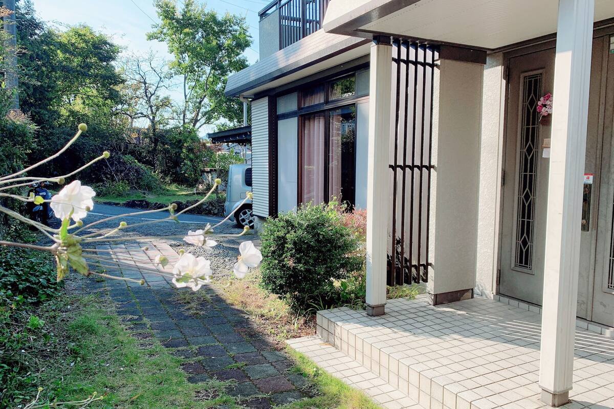 湯布院 サンデー 口コミ 部屋写真 料金 お得情報 エクスペディア