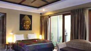 In-room safe, free WiFi, wheelchair access