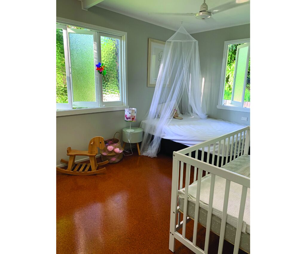 Spacious and light beach house - 7 mins from Cairns CBD