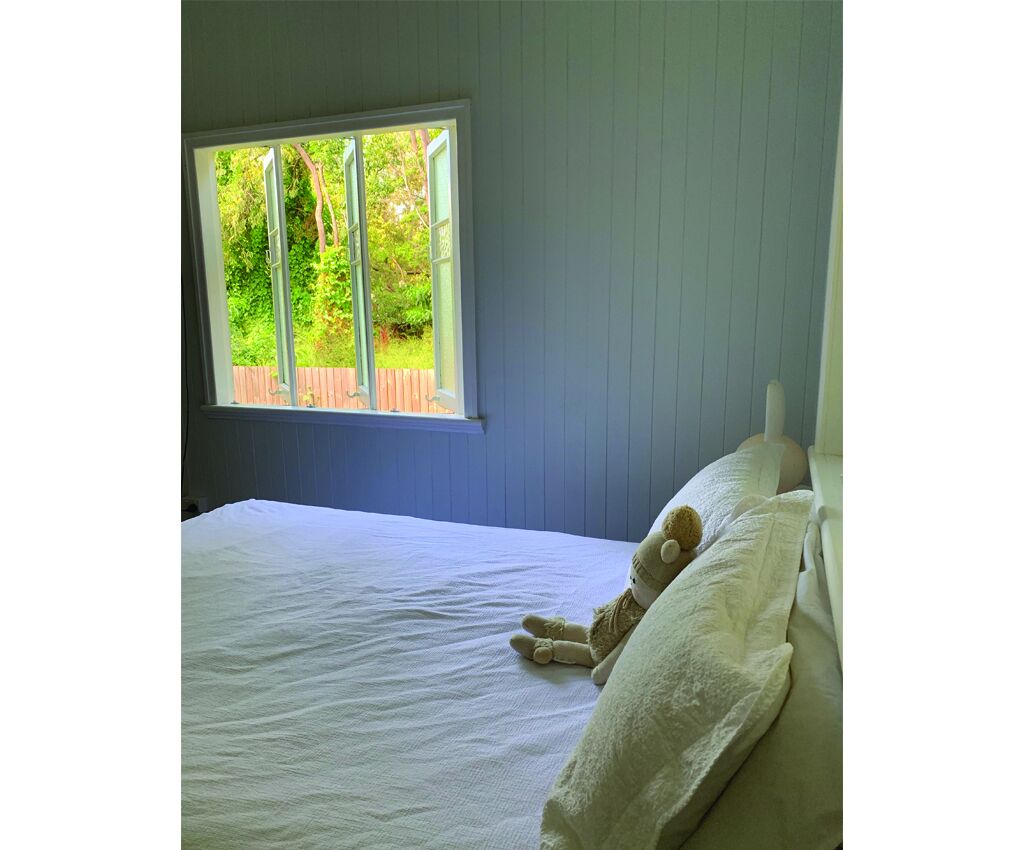 Spacious and light beach house - 7 mins from Cairns CBD