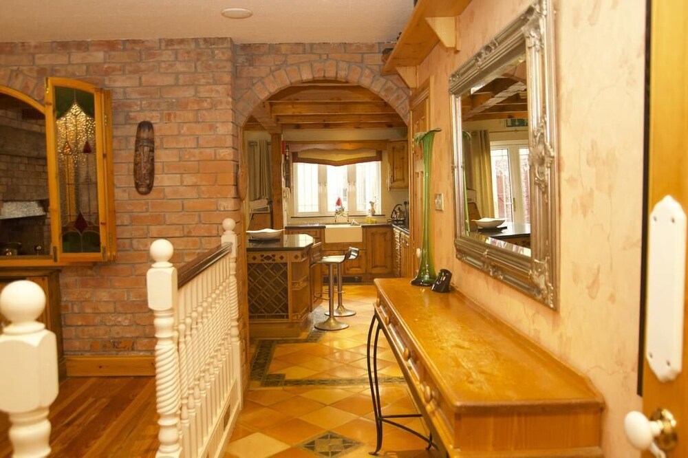 Copper Kettle Townhouse Deals & Reviews (Killarney, IRL) Wotif