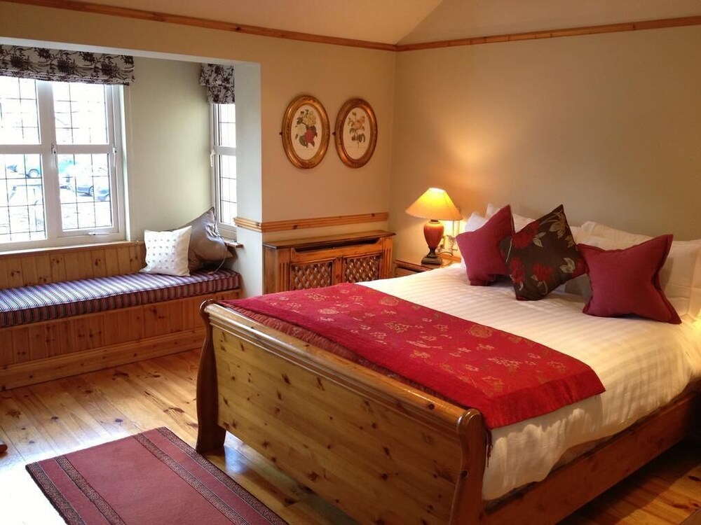 Copper Kettle Townhouse Deals & Reviews (Killarney, IRL) Wotif