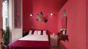 1 chambre, minibar, espace de travail pour ordinateur portable