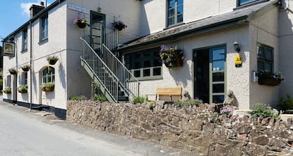 Royal Oak Inn