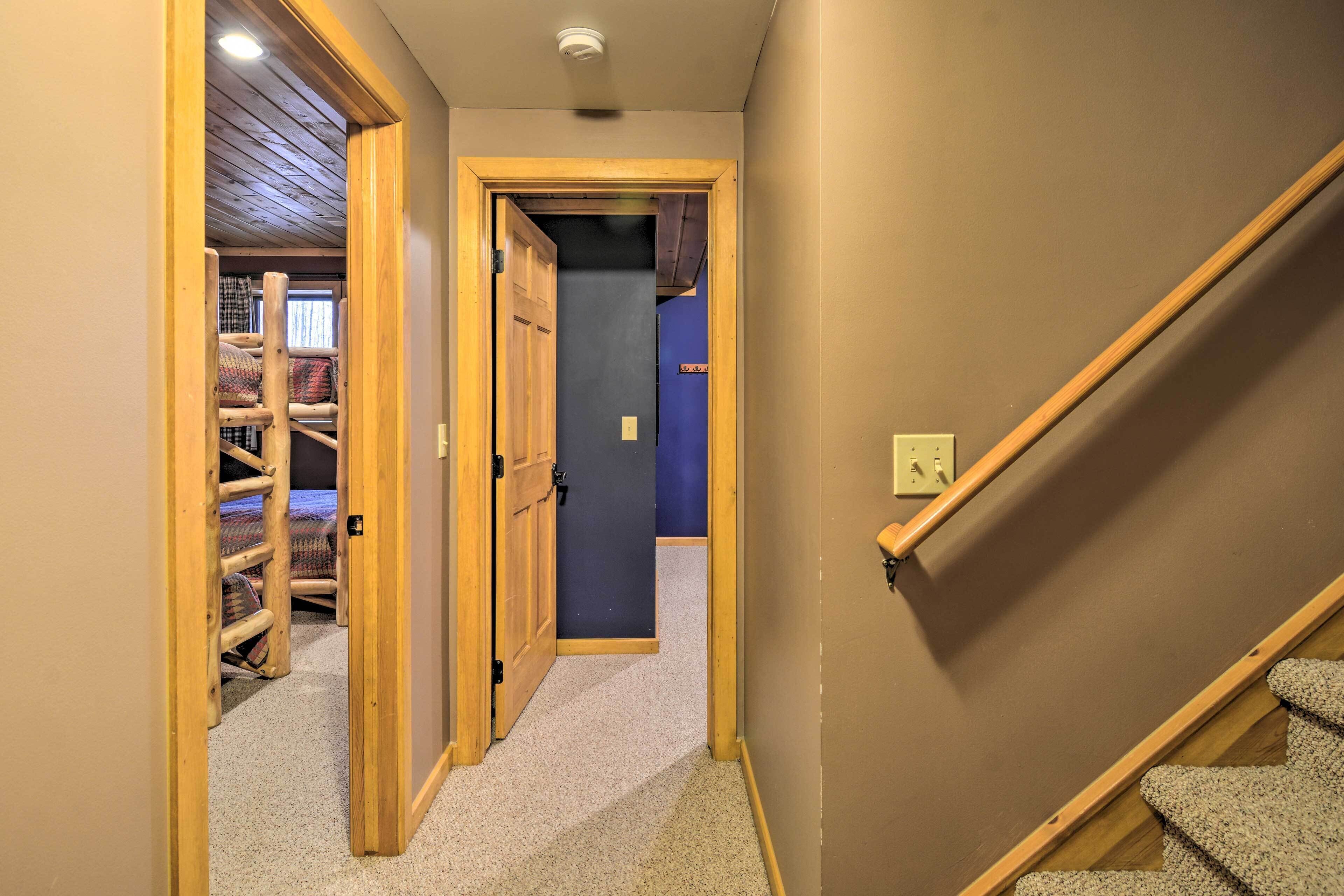Boyne Mtn Cabin w/ Hot Tub: Near Resort! in Petoskey, United States