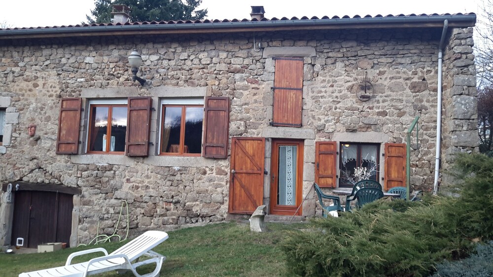 Chambre D Hote La Bergerie In Saint Didier En Velay Hotel