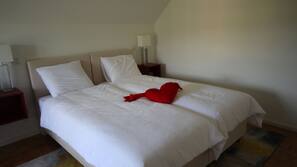 Literie de qualité supérieure, matelas Select Comfort, minibar