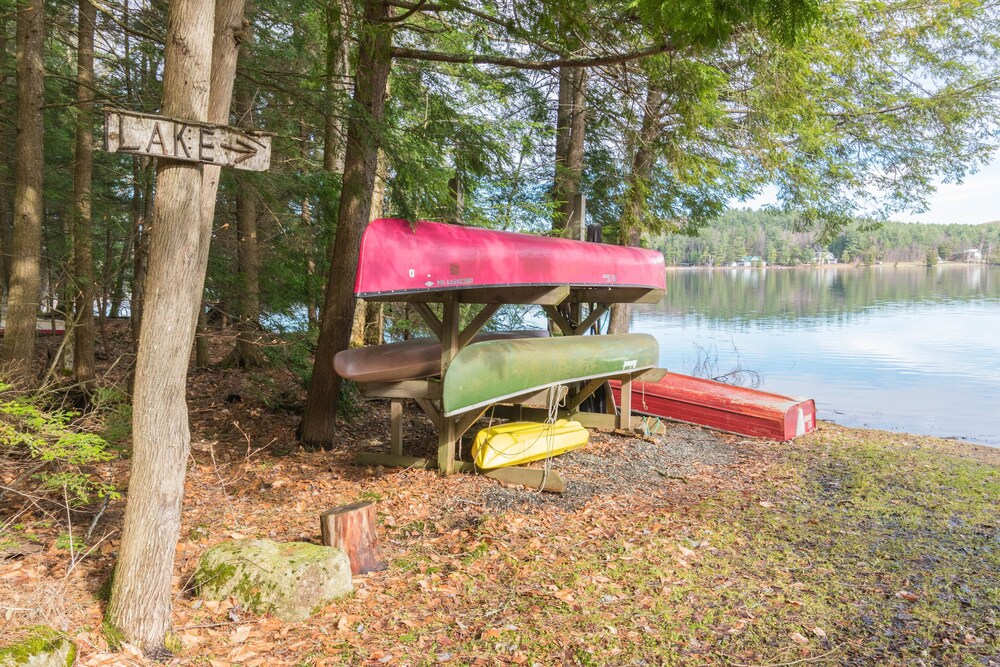 Waterfront 4 Season Cabin on Lake Colby in Saranac Lake furnished in ADK Decor