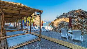 Private beach nearby, white sand, sun-loungers, beach umbrellas