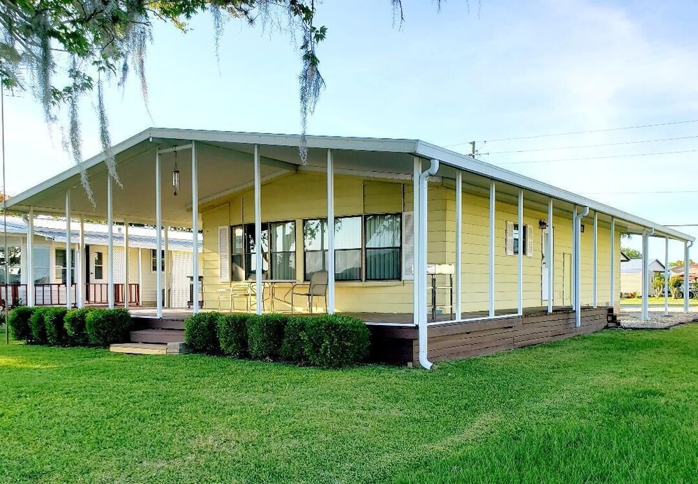 Waterfront property! Welaka Vrbo