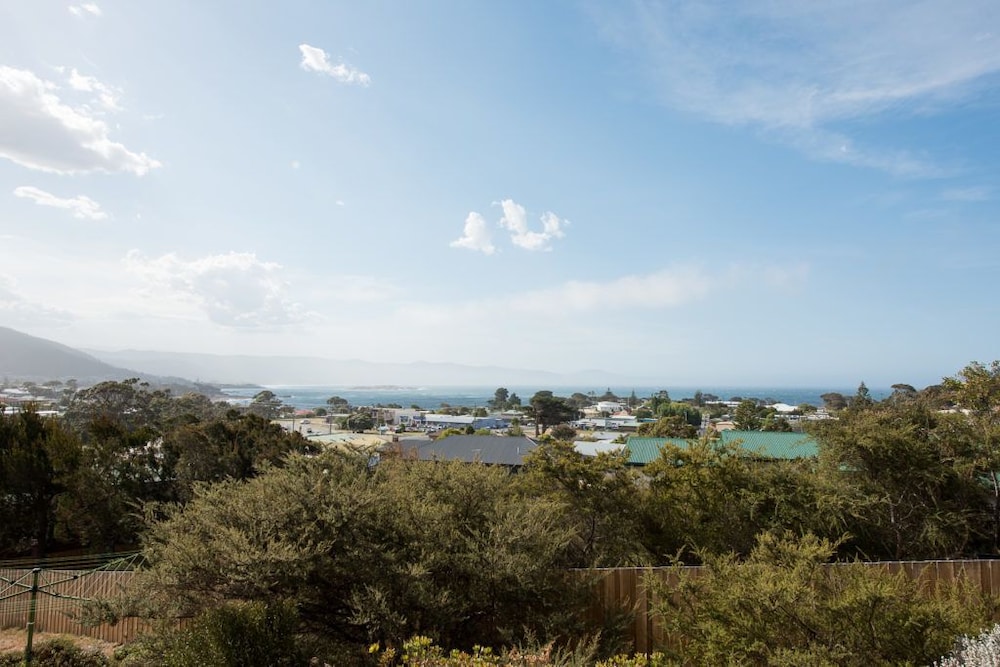 Hilltop Haven
