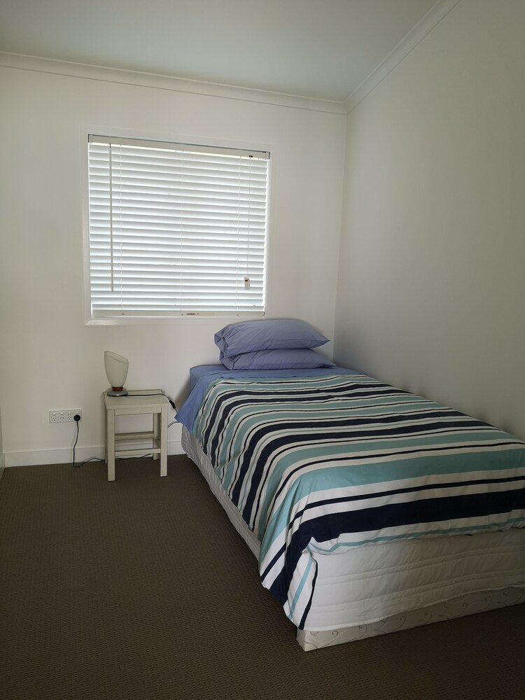 Gorgeous Beachfront Kiwi Bach In Auckland Hotel Rates Reviews On Orbitz