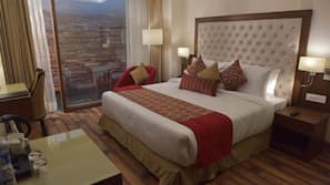 Egyptian cotton sheets, premium bedding, pillowtop beds, minibar