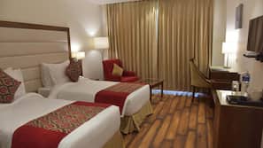 Egyptian cotton sheets, premium bedding, pillowtop beds, minibar