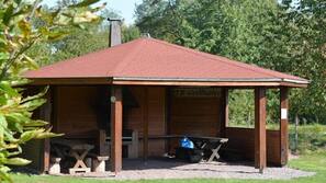 Grill-/Picknickplatz