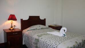 4 bedrooms, blackout drapes, iron/ironing board, free WiFi