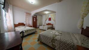4 bedrooms, blackout drapes, iron/ironing board, free WiFi