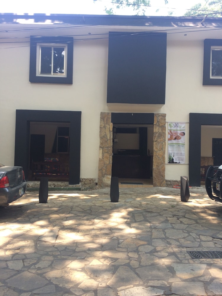 Hotel Sevilla Palenque