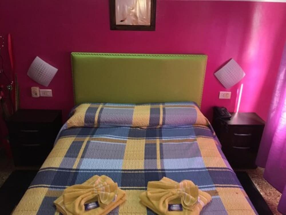 Photo - León Imperial