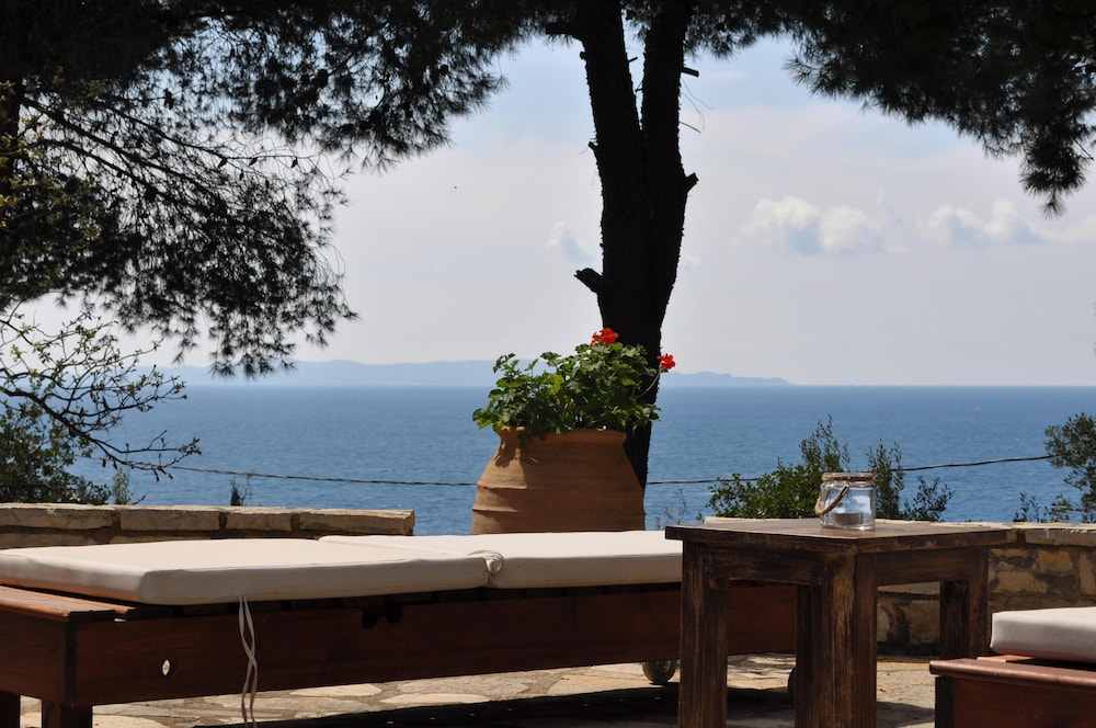 Captain Mike's Villa II: Traditional Villa -magnificent View in Igoumenitsa, Greece