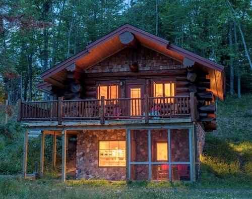 Best Lodges In Upper Peninsula For 2020 Find Cheap 48 Lodges