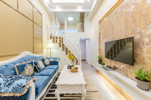 Hotels Near The Mixc Shopping Mall Luohu Find Cheap 48 - 