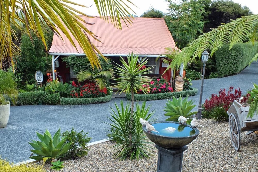 Fantail Mill Accommodation in Russell, New Zealand