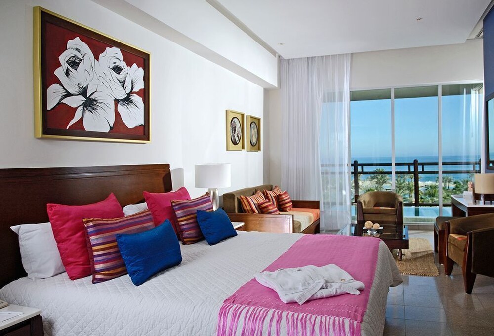 The Grand Mayan Master Suite at Vidanta, San José del Cabo Room Prices