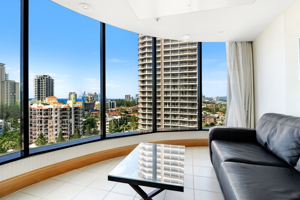Gold Tower - Surfers Paradise 2 Bedroom