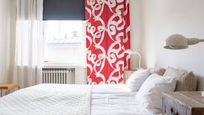 Individually decorated, individually furnished, free cots/infant beds