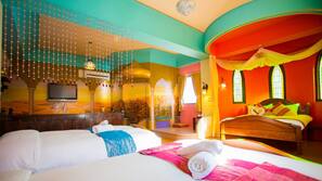 Individually decorated, blackout drapes, free WiFi, linens