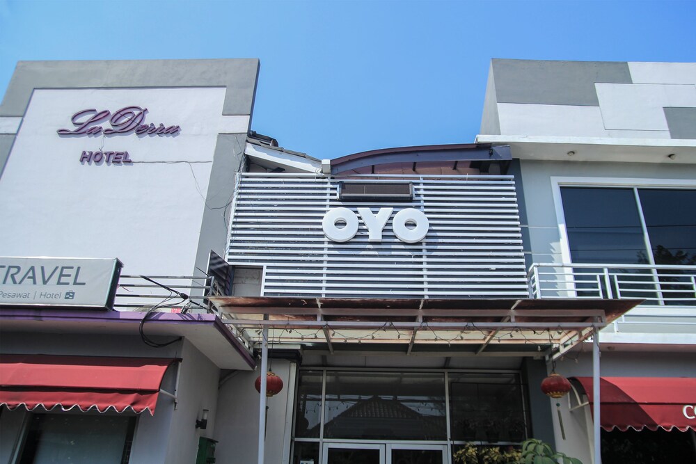 Oyo 837 La Derra Hotel Deals Reviews Purwakarta Idn Wotif