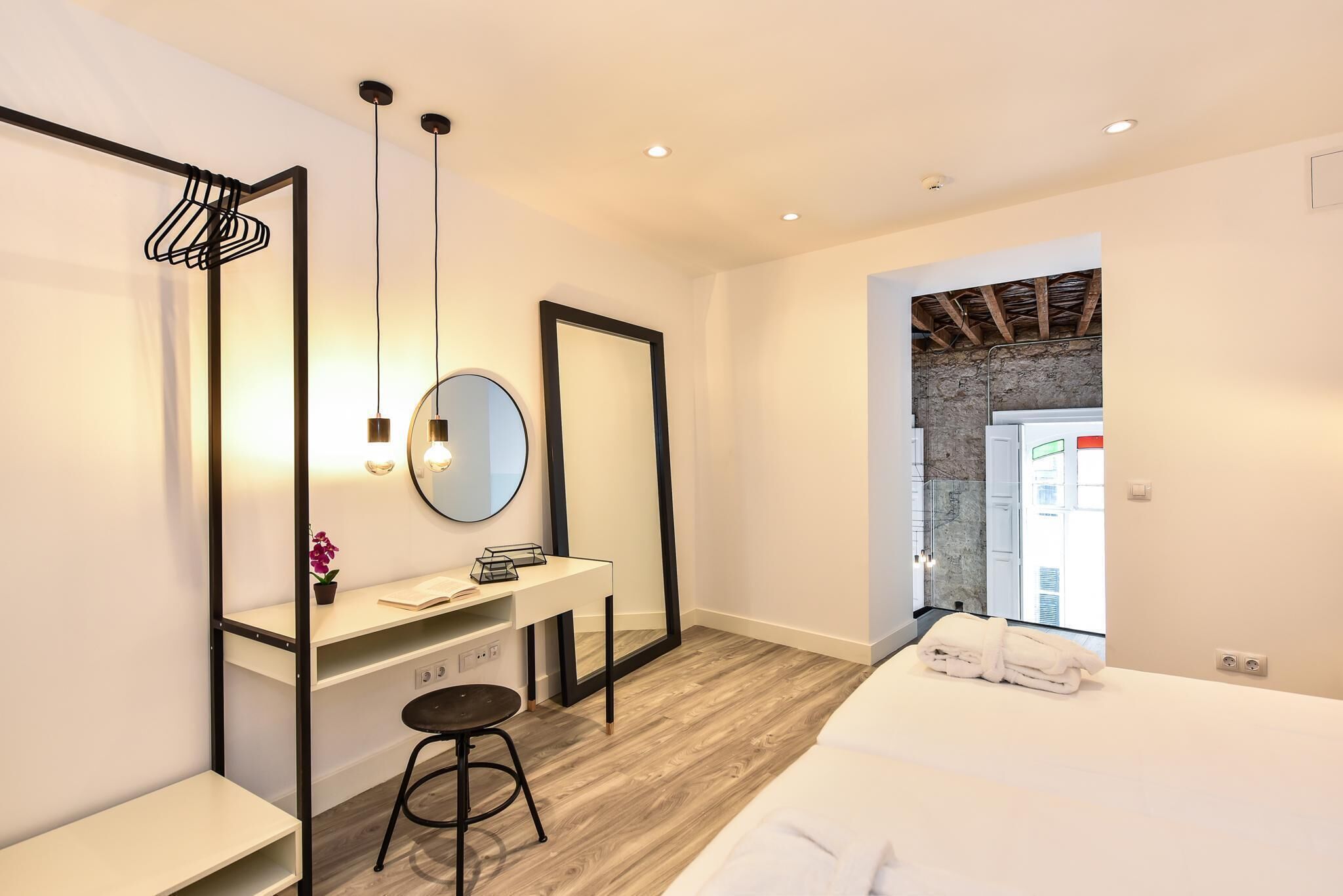 Luxury Apartment Ines Off Triana 21 Room Prices Deals Reviews Expedia Com