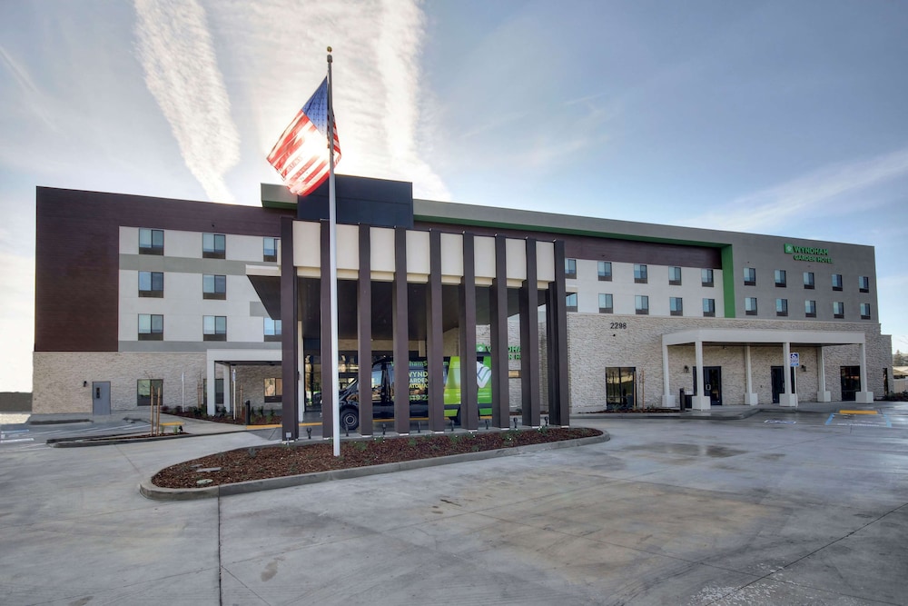 Wyndham Garden Sacramento Airport Natomas in Sacramento Best Rates