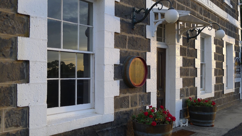 Elephant Bridge Hotel