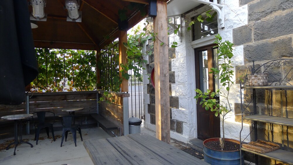 Elephant Bridge Hotel