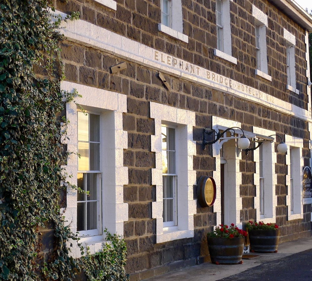 Elephant Bridge Hotel