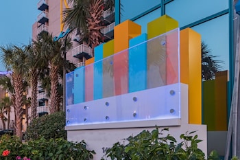 Sea Glass Tower Myrtle Beach South Carolina 1 Bedroom Standard Limited View Reviews Photos Rates Ebookers Com