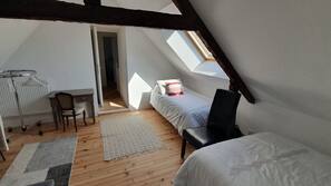 3 chambres, accès Internet, draps fournis