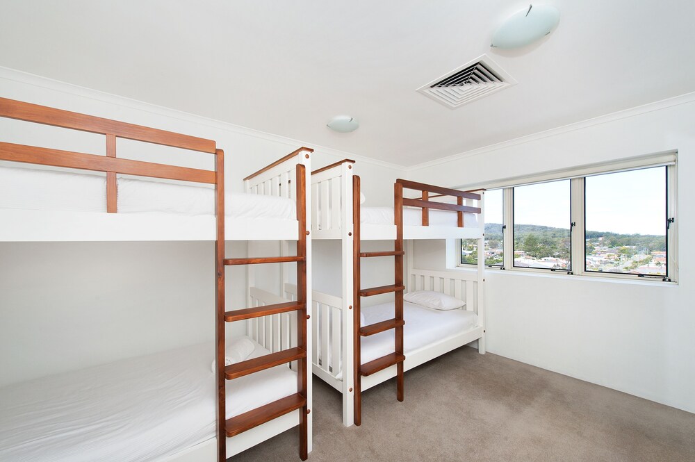 Shoal Bay Penthouse with Ocean Views and Resort Facilities